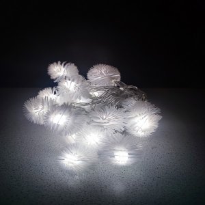 LED vianočná reťaz - snehové guličky, 20xLED, 3x AA batérie, studená biela
